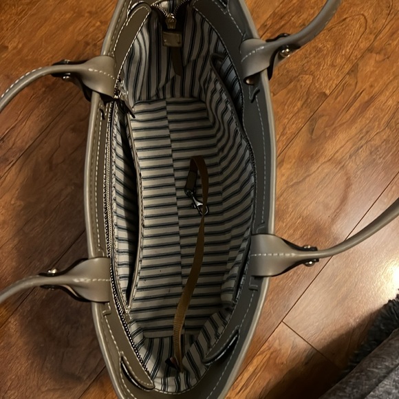 Dooney & Bourke Quincey Beacon Tote - Picture 6 of 10